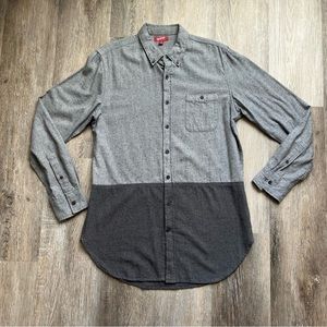 Arizona Jeans Co gray patch button down shirt